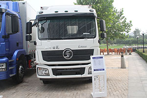 陜汽重卡 德龍L3000 180馬力 4X2 國四 載貨車 陜汽重卡 德龍L3000 180馬力 4X2 國四 載貨車