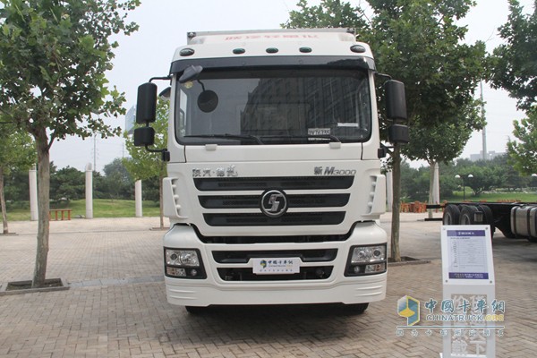 陜汽重卡 德龍新M3000 245馬力 6x2 國五 后隨動快遞廂式載貨車