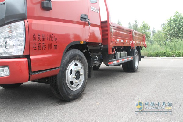 福田驍運 110馬力 4X2 自卸車