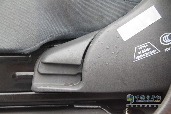 福田驍運 110馬力 4X2 自卸車