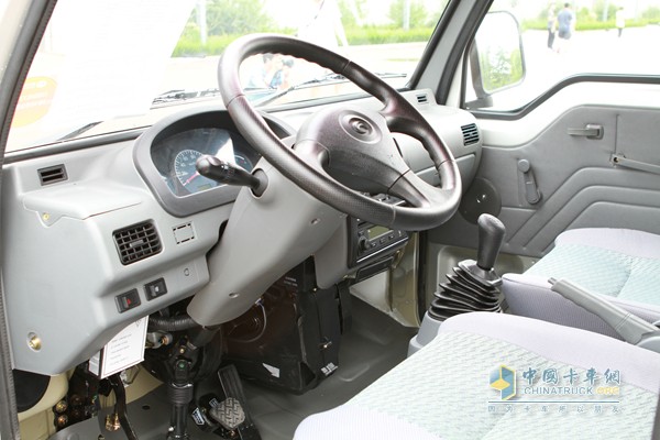 時(shí)代汽車(chē)  馭菱VQ1單排廂車(chē)