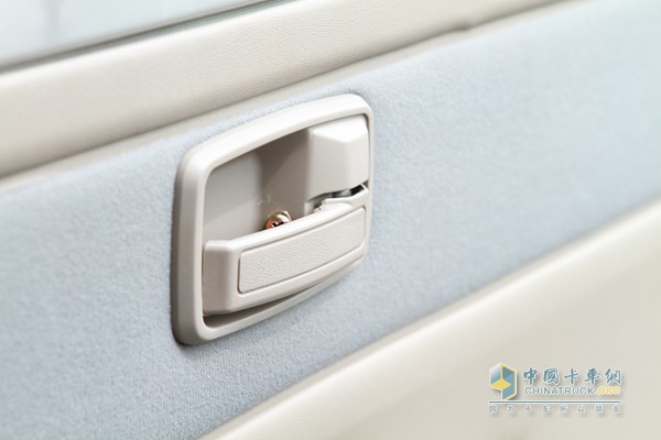 時(shí)代汽車 馭菱VQ2雙排平板