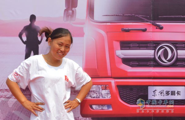 節(jié)油姐放棄自己的生意來參加比賽，對東風產(chǎn)品格外中意