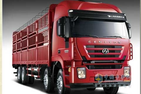 上汽紅巖 杰獅C100 上菲紅310馬力載貨車