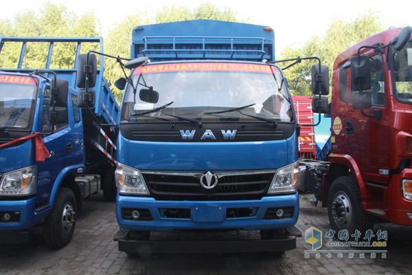 五征奧馳D3 濰柴4105 高欄載貨車(chē)