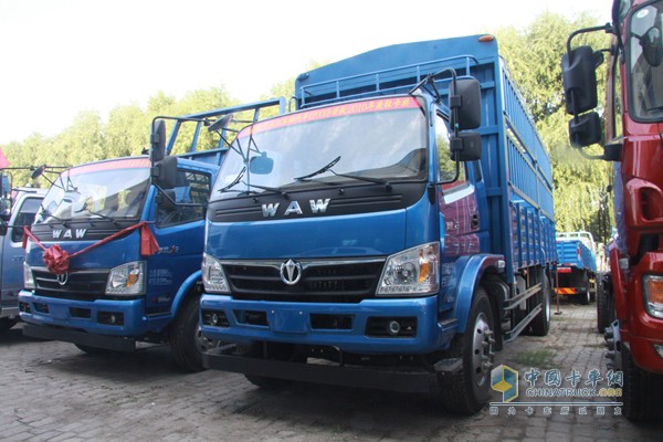 五征奧馳D3 濰柴4105 高欄載貨車(chē)