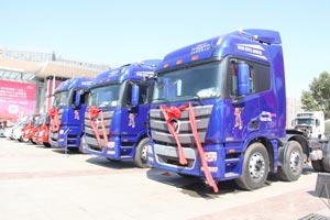 福田汽車攜最強陣容參加濟南卡車展 全物流運輸解決方案凸