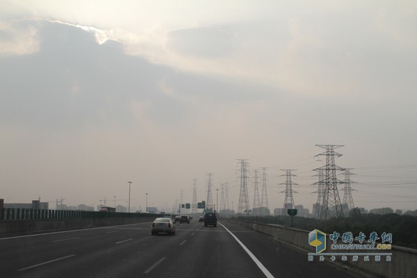 決戰(zhàn)上海灘，冠軍集結(jié)號吹響！江淮輕卡節(jié)油賽上?？倹Q賽