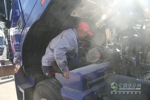 2015歐曼GTL超能版最強(qiáng)維修技師大比武