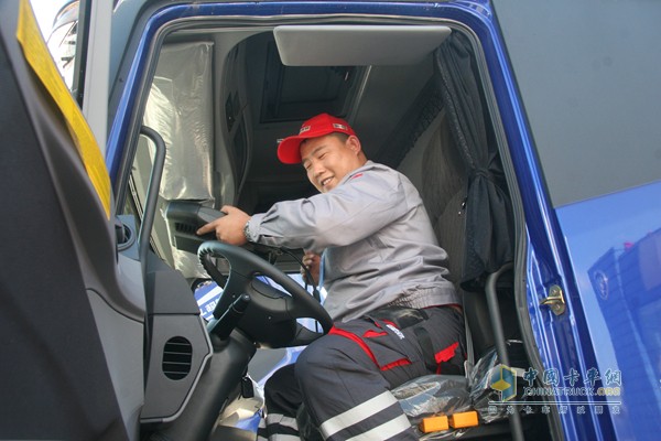 2015歐曼GTL超能版最強(qiáng)維修技師大比武