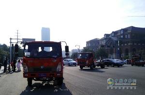 重汽王牌最美“曼妙婚典”活動在成都鳳凰湖公園開啟