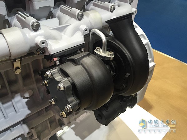 輕中重統(tǒng)統(tǒng)國V以上 “濰柴芯”引領(lǐng)Engine China 2015