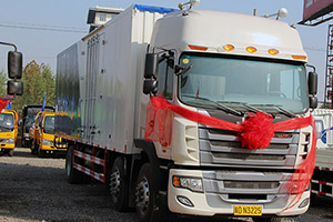 郭軍紅雙11“脫單”，用江淮卡車與天天快遞同行