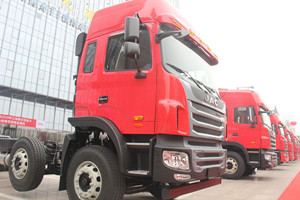 江淮格爾發(fā)一口氣推出十款新產(chǎn)品 主攻快遞高效物流運(yùn)輸細(xì)分市場(chǎng)