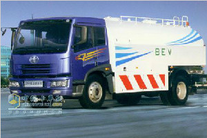 一汽解放 悍威(J5M) 220馬力 4×2 灑水車 一汽解放 悍威(J5M) 220馬力 4×2 灑水車