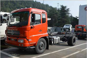 東風商用車 天錦 東風160馬力 4X2 國四牽引車 東風商用車 天錦 東風160馬力 4X2 國四牽引車