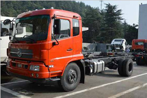 東風商用車 天錦 東風160馬力 4x2 國四牽引車(短軸距) 東風商用車 天錦 東風160馬力 4x2 國四牽引車(短軸距)
