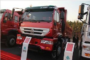 中國(guó)重汽 金王子重卡 340馬力 6X4 國(guó)四 自卸車(chē) 中國(guó)重汽 金王子重卡 340馬力 6X4 國(guó)四 自卸車(chē)