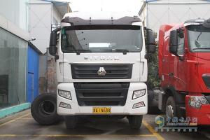 中國(guó)重汽 SITRAK C7H重卡 480馬力 6X2 牽引車(chē)