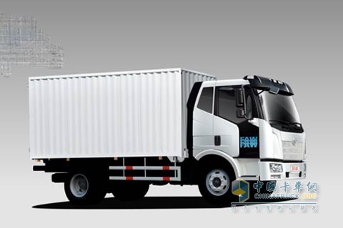 一汽解放J6L 160馬力4×2廂式載貨車（加強(qiáng)型/BF6M2012機(jī)/7700mm廂）