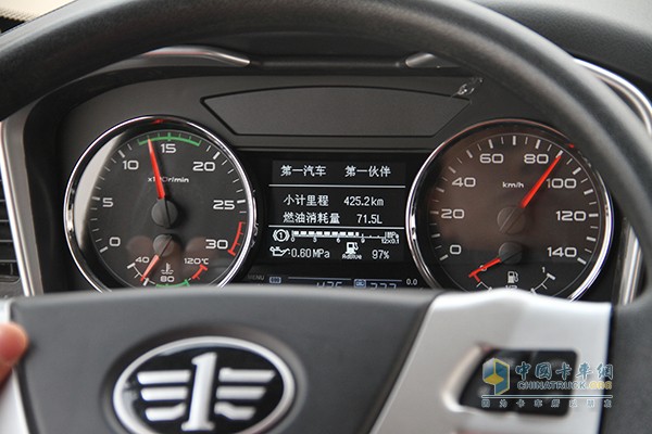 轉(zhuǎn)速1300r/min，時速輕松達到90km/h