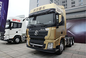 陜汽 德龍X3000黃金之星 550馬力 6X4 牽引車(chē)（輕量化版）