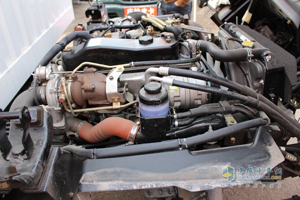 2016慶鈴太原新產(chǎn)品推介會(huì)暨用戶簽單活動(dòng)