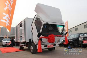 2016慶鈴太原新產(chǎn)品推介會(huì)暨用戶簽單活動(dòng)