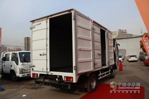 2016慶鈴太原新產(chǎn)品推介會(huì)暨用戶簽單活動(dòng)