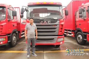 李老板：跑得快又省油，格爾發(fā)載貨車我信賴