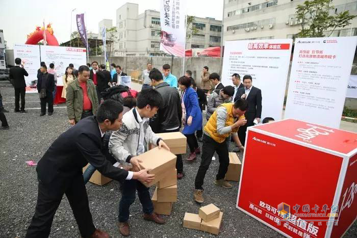 歐馬可1系超值版強(qiáng)勢(shì)出擊 再掀價(jià)值體驗(yàn)風(fēng)暴