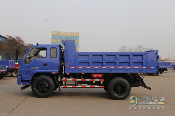 福田時(shí)代金剛 110馬力 4X2 3.9米自卸汽車