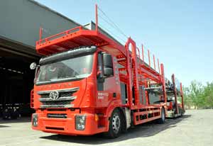 上汽依維柯紅巖攜三員新將出擊北京車(chē)展