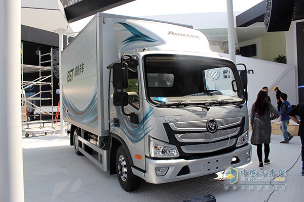 福田歐馬可EST超級(jí)卡車(chē)