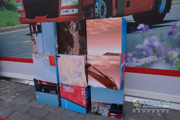 北京車展東風(fēng)商用車神秘道具