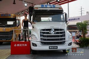 長頭卡車乘龍T7領銜，東風柳汽全新平臺產(chǎn)品集體亮相！