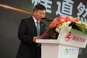 長頭卡車乘龍T7領銜，東風柳汽全新平臺產(chǎn)品集體亮相！