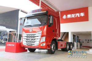 長頭卡車乘龍T7領銜，東風柳汽全新平臺產(chǎn)品集體亮相！