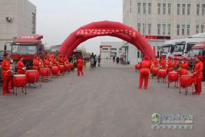 中國重汽商用車天津4S店新基落成 現(xiàn)場斬獲66臺訂單