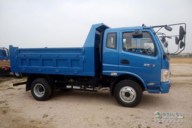 奧馳汽車 宏瑞82馬力4*2工卸車  單排