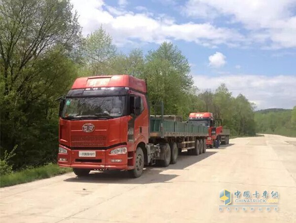 解放AMT車型在路上