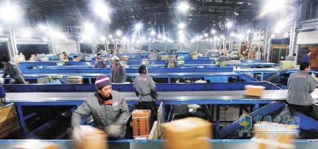 中國物流行業(yè)發(fā)展的4大現狀和趨勢