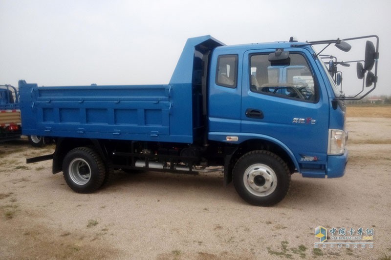 奧馳汽車(chē)  T2 95馬力4*2工卸車(chē)