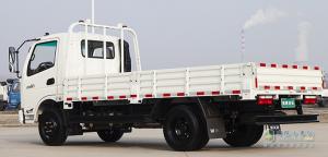 奧馳汽車(chē) 4×2 平板載貨車(chē)(5A25變速箱)