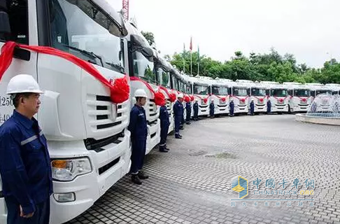 聯(lián)合卡車20臺(tái)?；癄恳嚱桓稏|長(zhǎng)集團(tuán)