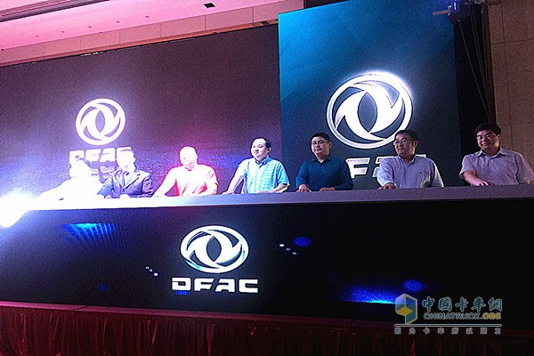 東風(fēng)汽車股份有限公司相關(guān)領(lǐng)導(dǎo)出席本次活動