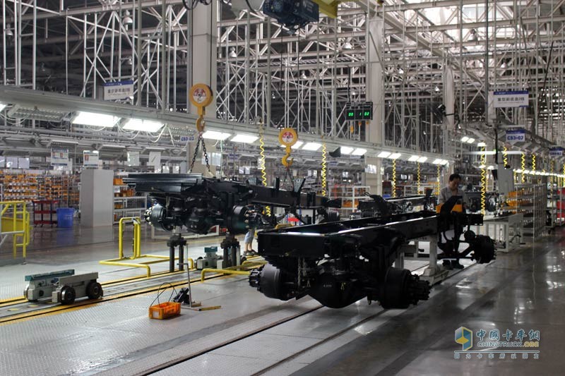 初生牛犢不怕虎 四川現(xiàn)代致道800w試駕體驗