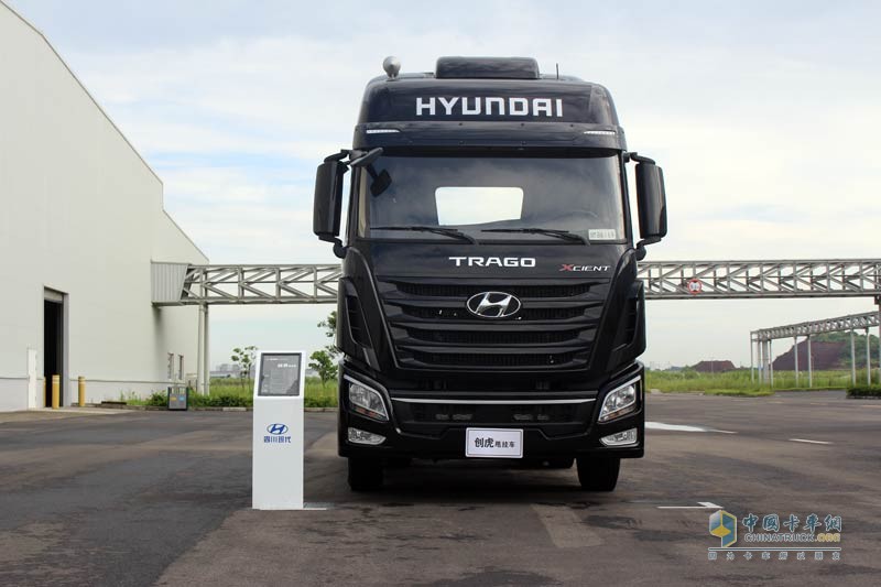 初生牛犢不怕虎 四川現(xiàn)代致道800w試駕體驗