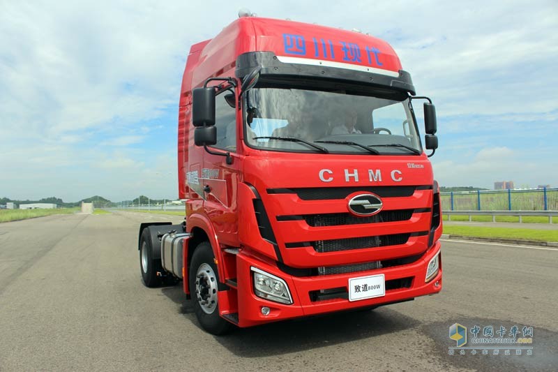 初生牛犢不怕虎 四川現(xiàn)代致道800w試駕體驗