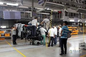 初生牛犢不怕虎 四川現(xiàn)代致道800w試駕體驗